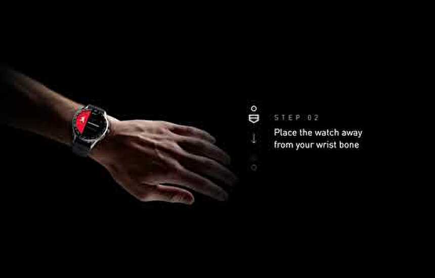 TAG Heuer | How to adjust straps of your TAG Heuer Connected Watch 2020