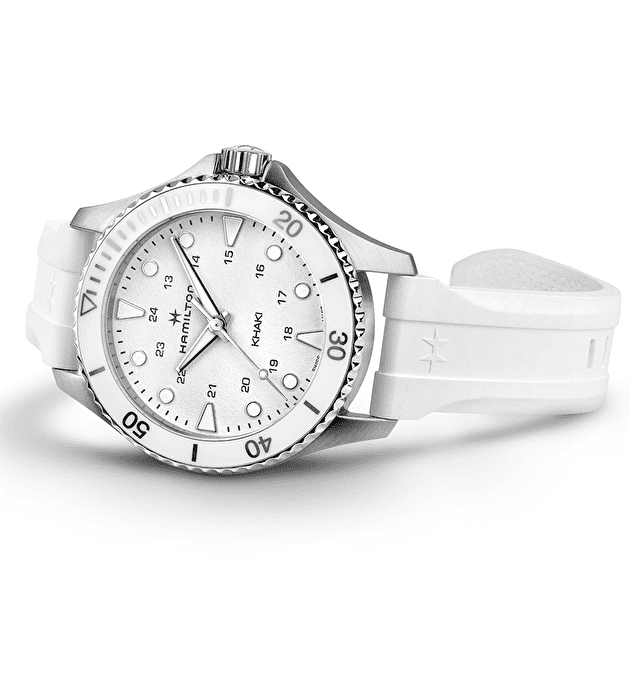 Наручные часы Hamilton Khaki Navy Scuba Quartz