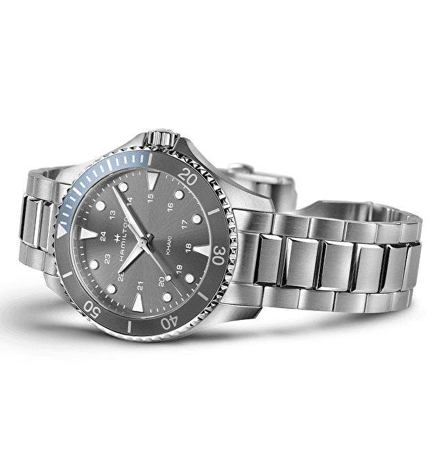 Наручные часы Hamilton Khaki Navy Scuba Quartz