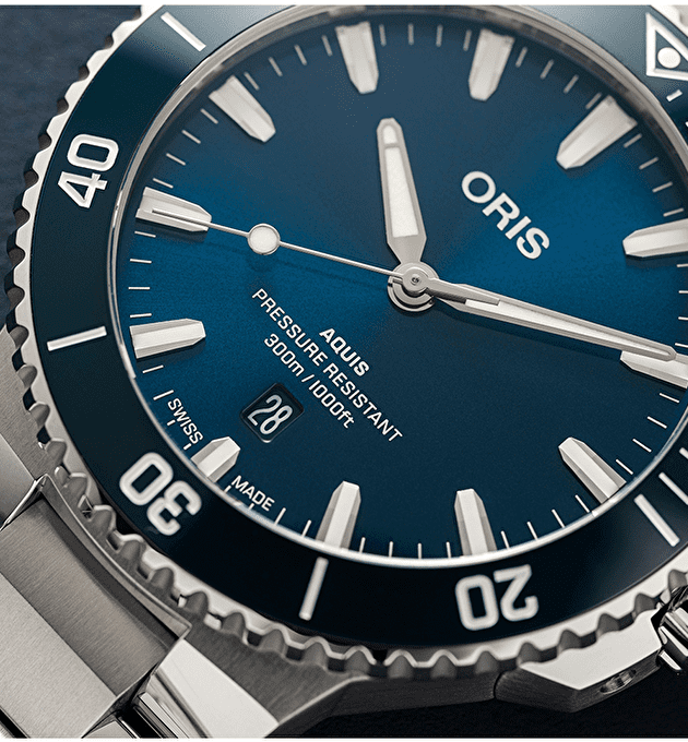 Наручные часы Aquis Date