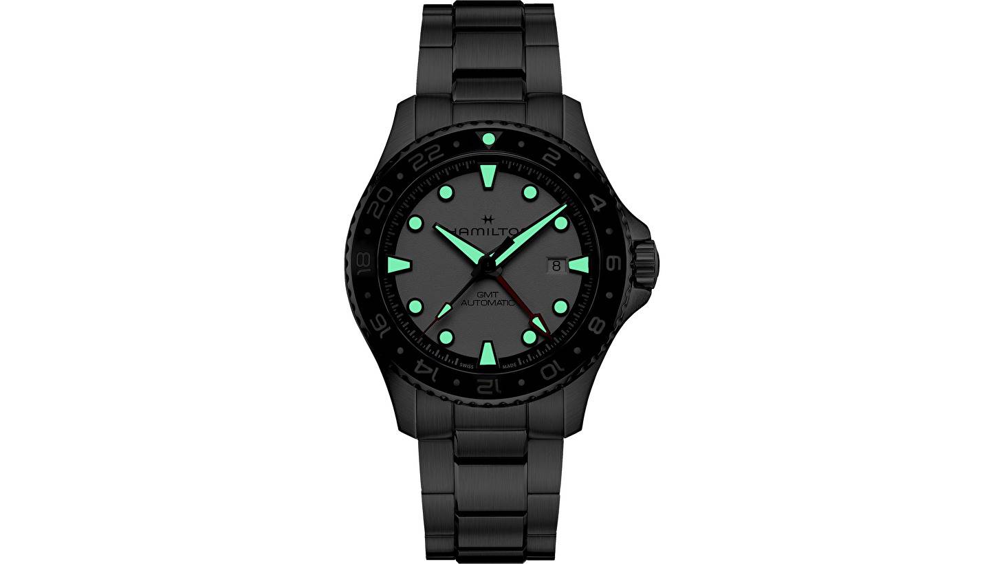 KHAKI NAVY SCUBA GMT: традиции путешествий и современные технологии