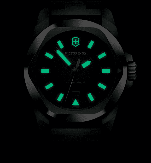 Наручные часы Victorinox Inox Quartz