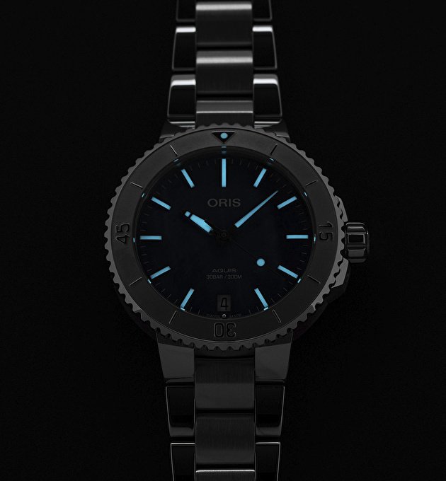 Наручные часы Aquis Date