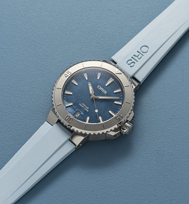 Наручные часы Aquis Date