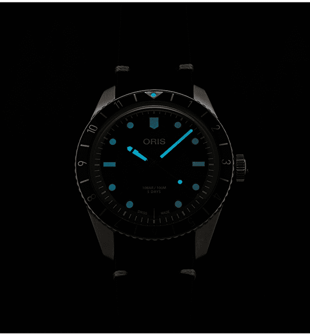 Наручные часы Divers Sixty-Five 12h Calibre 400