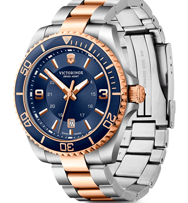 Наручные часы Victorinox Maverick Large