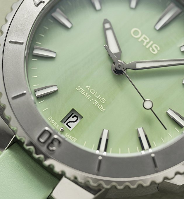 Наручные часы Aquis Date