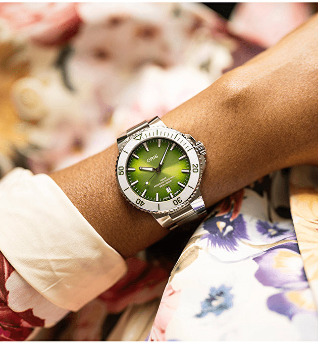 Наручные часы Aquis Date TASTE OF SUMMER