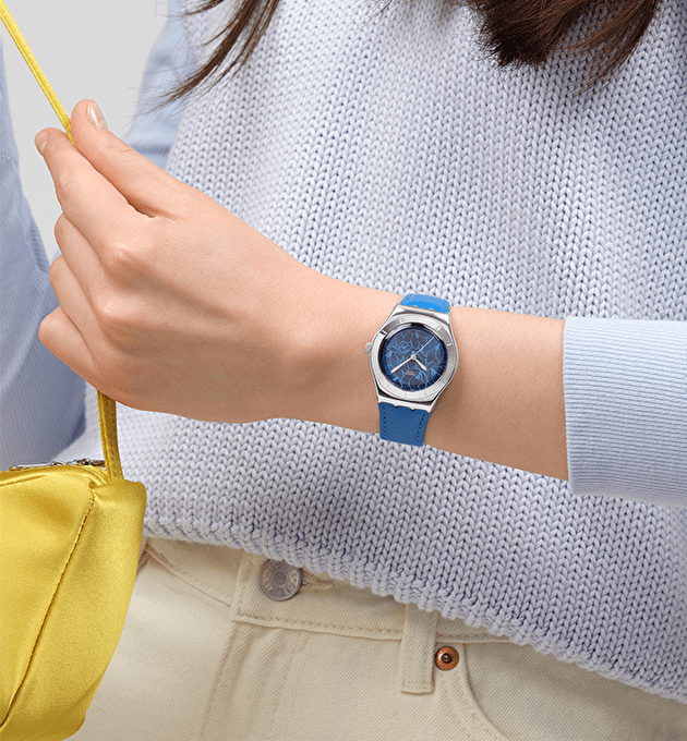 Наручные часы SWATCH BLUE PETAL PROMISE