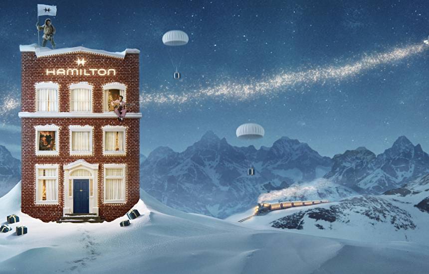 Hamilton открывает праздничный сезон 