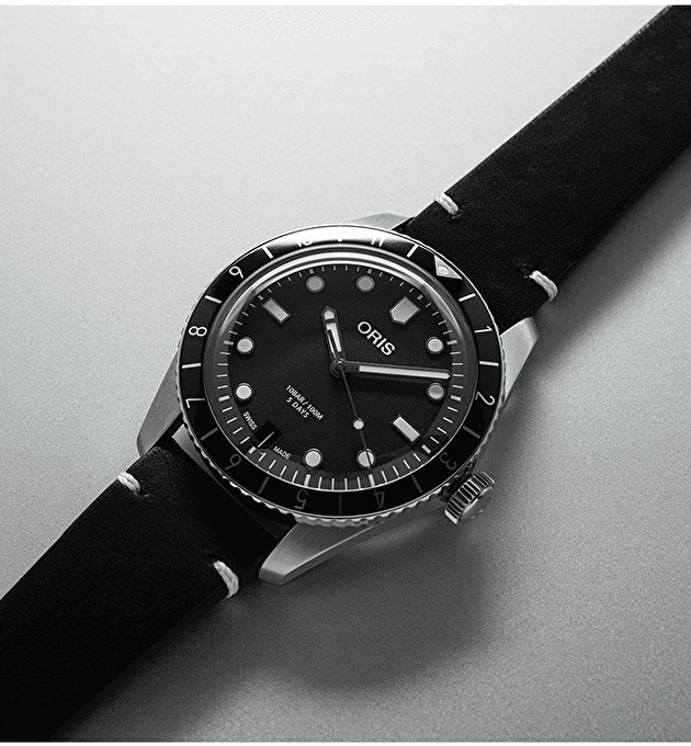 Наручные часы Divers Sixty-Five 12h Calibre 400