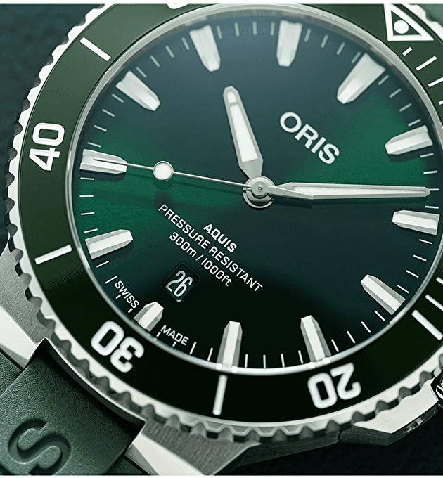 Наручные часы Aquis Date