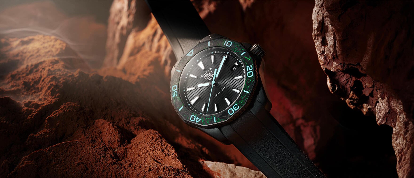 Tag Heuer Aquaracer Professional 200 Solargraph