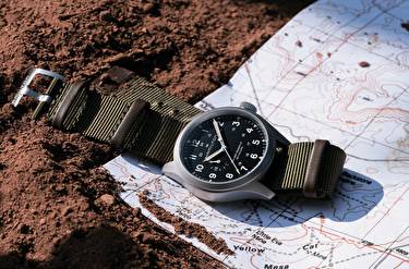 КHAKI FIELD MECHANICAL POWER RESERVE: инновационная новинка от Hamilton