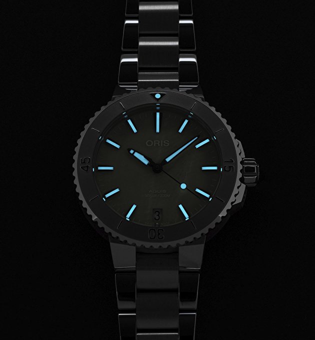 Наручные часы Aquis Date