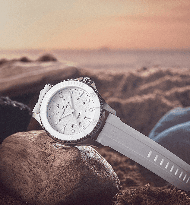 Наручные часы Hamilton Khaki Navy Scuba Quartz