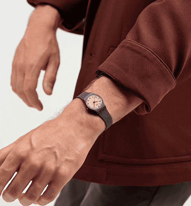 Наручные часы SWATCH REPEAT CHIC