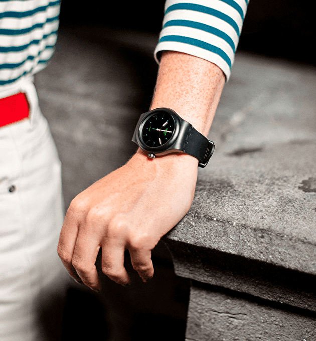 Наручные часы Swatch AM51