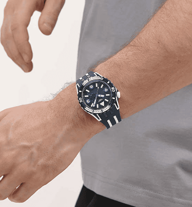 Наручные часы SWATCH SEA WASP