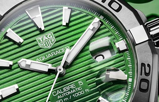 Вперед на зеленый! Aquaracer от Tag Heuer