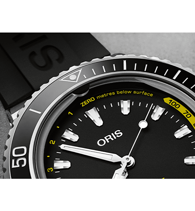Наручные часы Aquis Depth Gauge