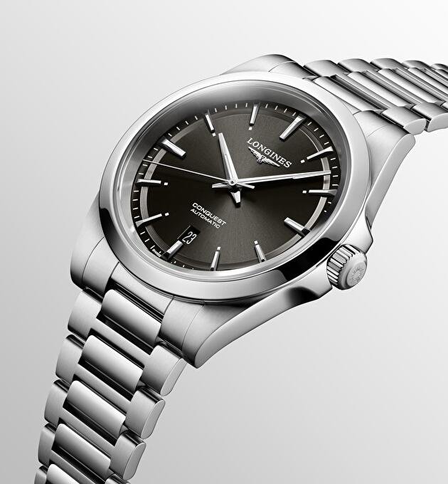 Наручные часы Longines Conquest