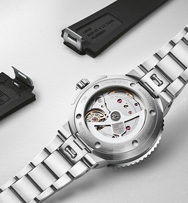 Наручные часы Aquis Date Calibre 400