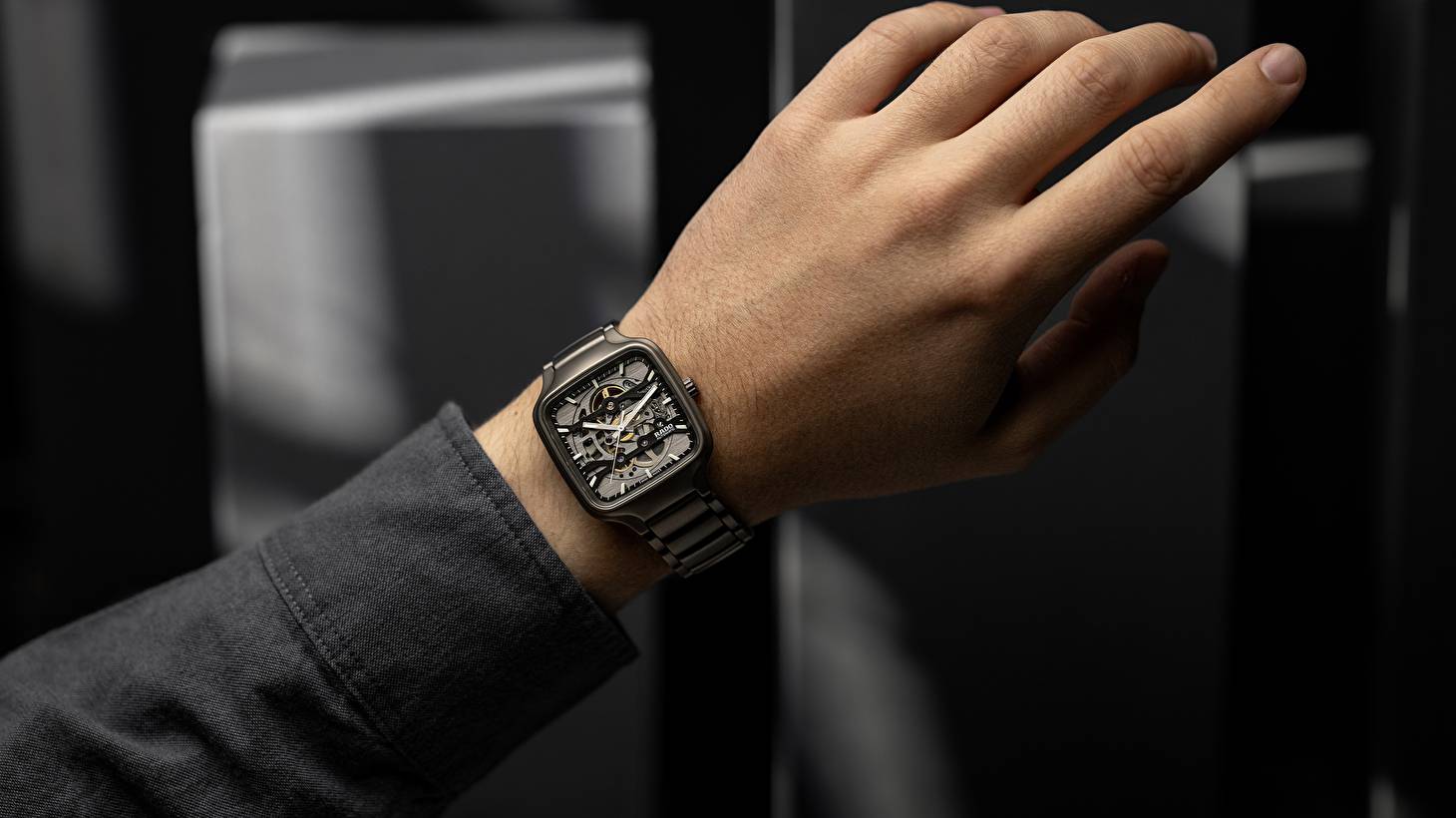 Rado True Square Skeleton. Стиль супергероя.