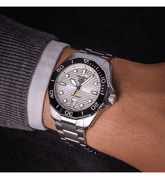 Наручные часы Tag Heuer Aquaracer Professional 300