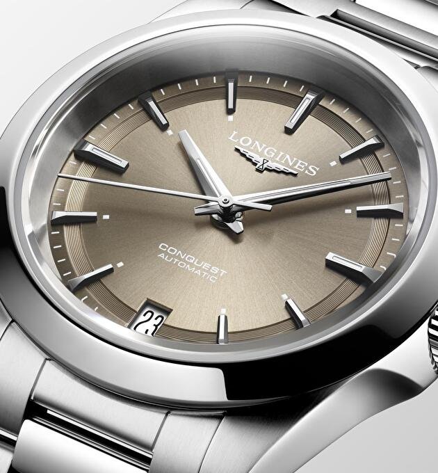 Наручные часы Longines Conquest