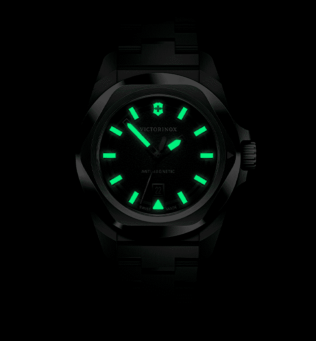 Наручные часы Victorinox Inox Small