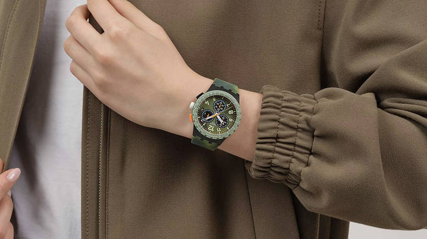 Swatch ESSENTIALS - ваш пропуск в мир стиля без лишних заморочек