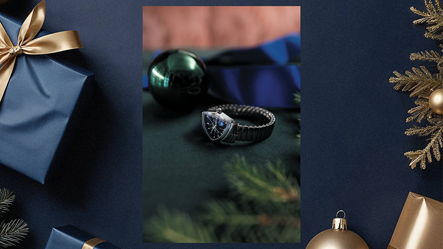 Hamilton открывает праздничный сезон 