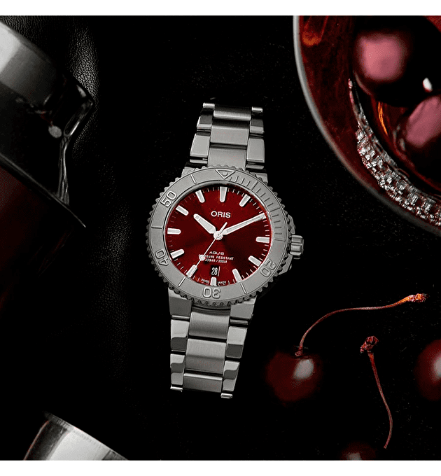 Наручные часы Aquis Date Relief