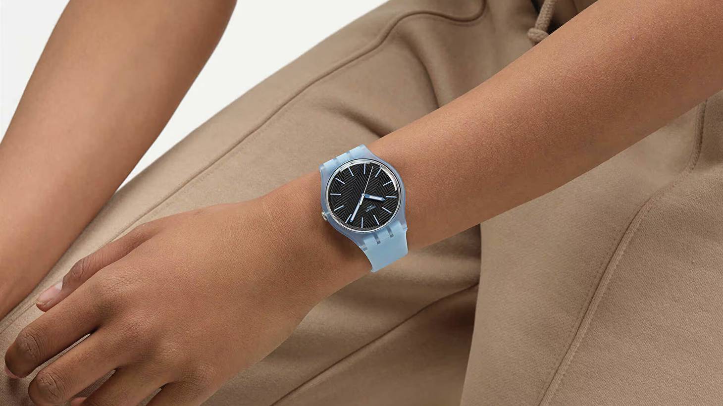 Swatch ESSENTIALS - ваш пропуск в мир стиля без лишних заморочек