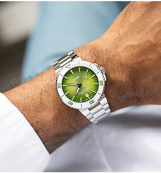 Наручные часы Aquis Date TASTE OF SUMMER