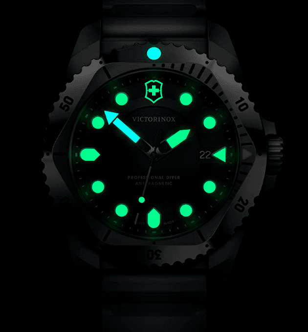 Наручные часы Victorinox Dive Pro Quartz