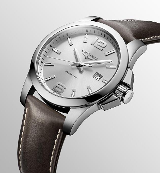 Наручные часы Longines Conquest