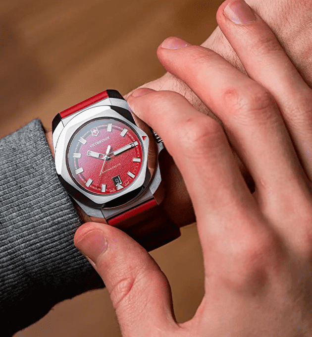 Наручные часы Victorinox Inox Quartz