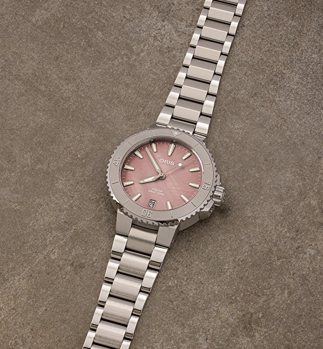 Наручные часы Aquis Date