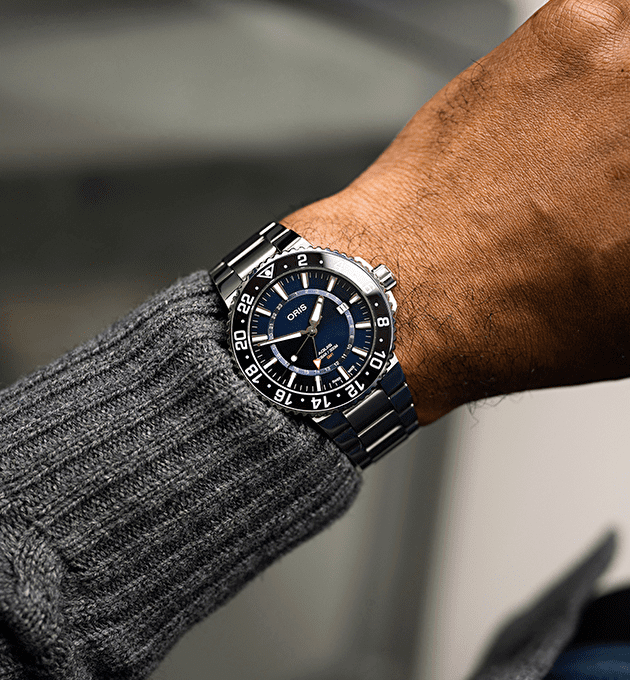 Наручные часы Aquis GMT Date