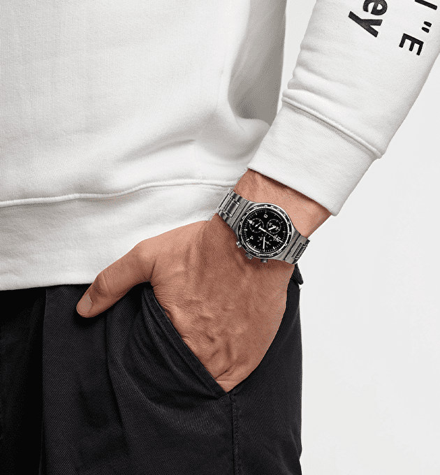 Наручные часы SWATCH NIGHT FLIGHT