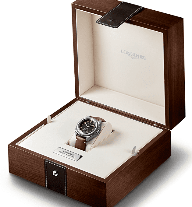 Наручные часы Longines Pilot Majetek