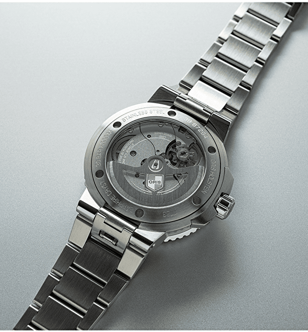 Наручные часы Aquis Date Calibre 400