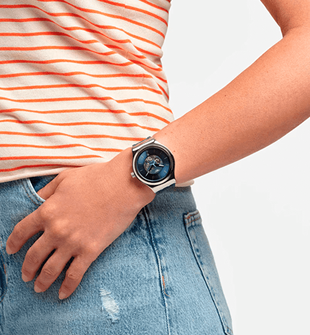 Наручные часы Swatch BLURANG