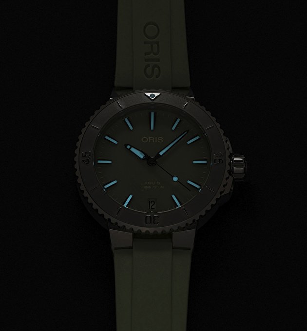 Наручные часы Aquis Date