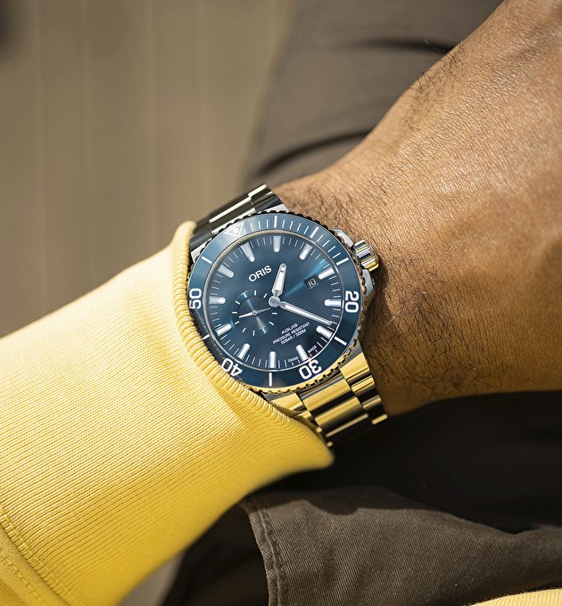 Наручные часы Aquis Small Second Date