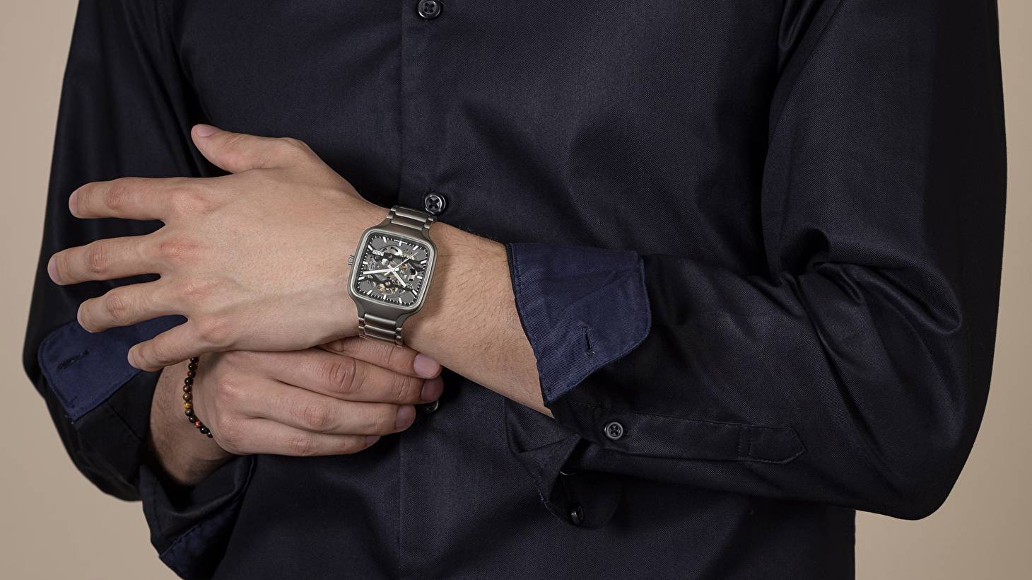 Rado True Square Skeleton. Стиль супергероя.