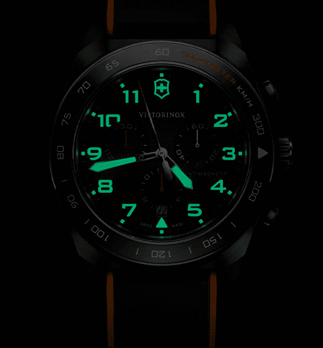 Наручные часы Victorinox Swiss Army Chronograph