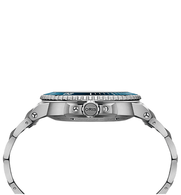 Наручные часы Aquis Date Calibre 400